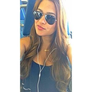 Meet your Posher, Maria